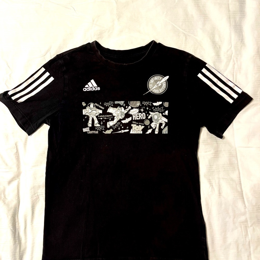 Youth Adidas Buss Lightyear Tee Size L Used.